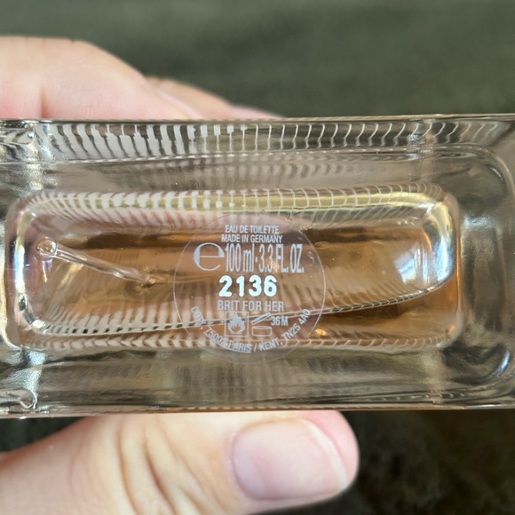 Burberry- Brit for Her Perfume - Picture 3 of 3